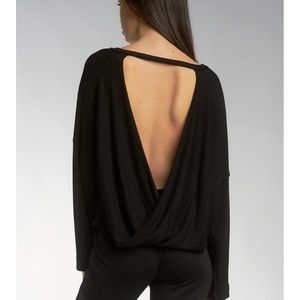 Vici | Open V Neck & Back Twist Tie Sweater Size M